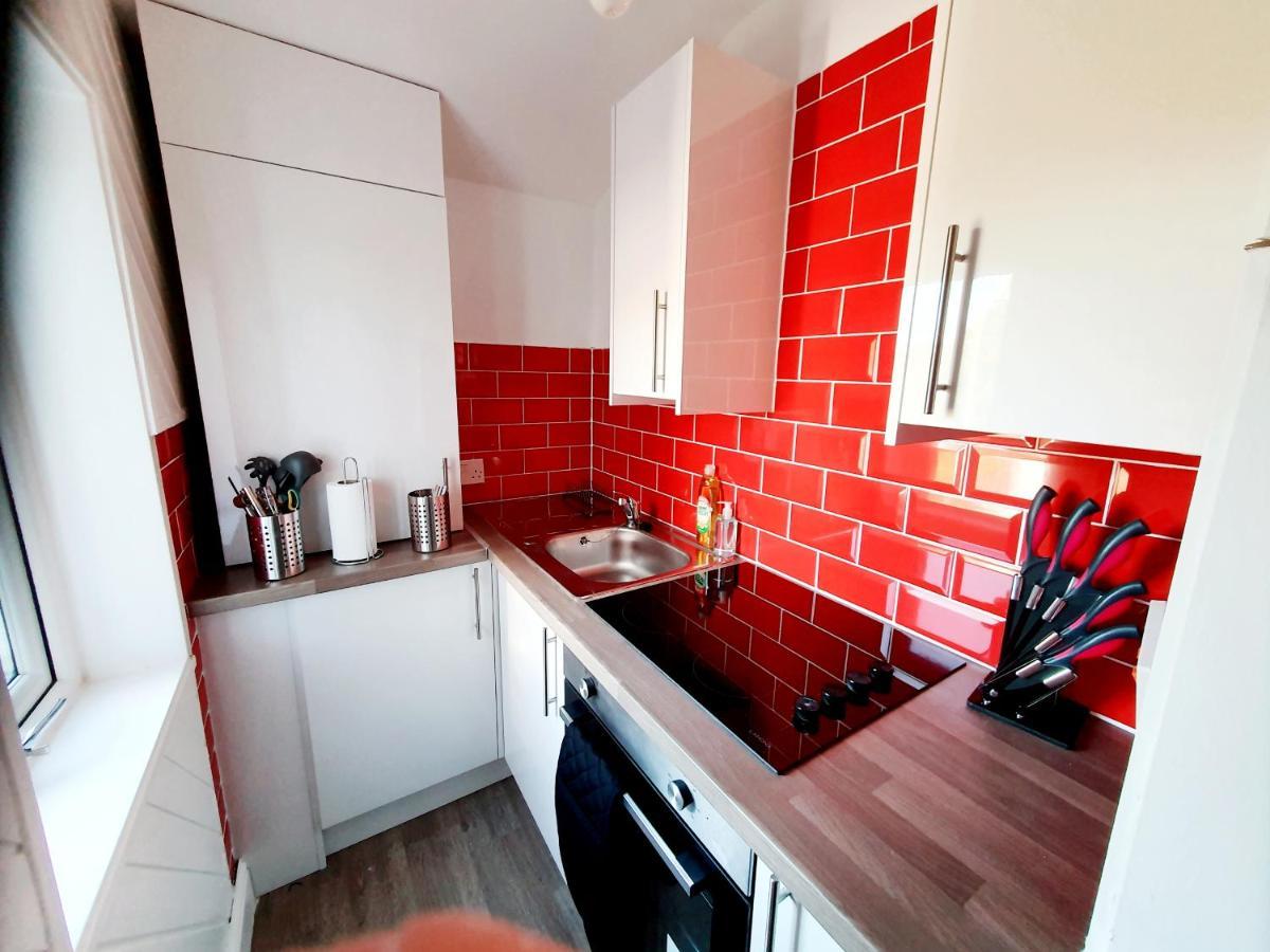 Station Apartment Bellshill Exterior foto